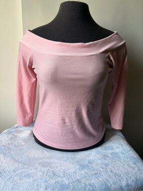 Vintage 90s Y2K Fredericks of Hollywood Off-The-Shoulder Velvet Top pink size S